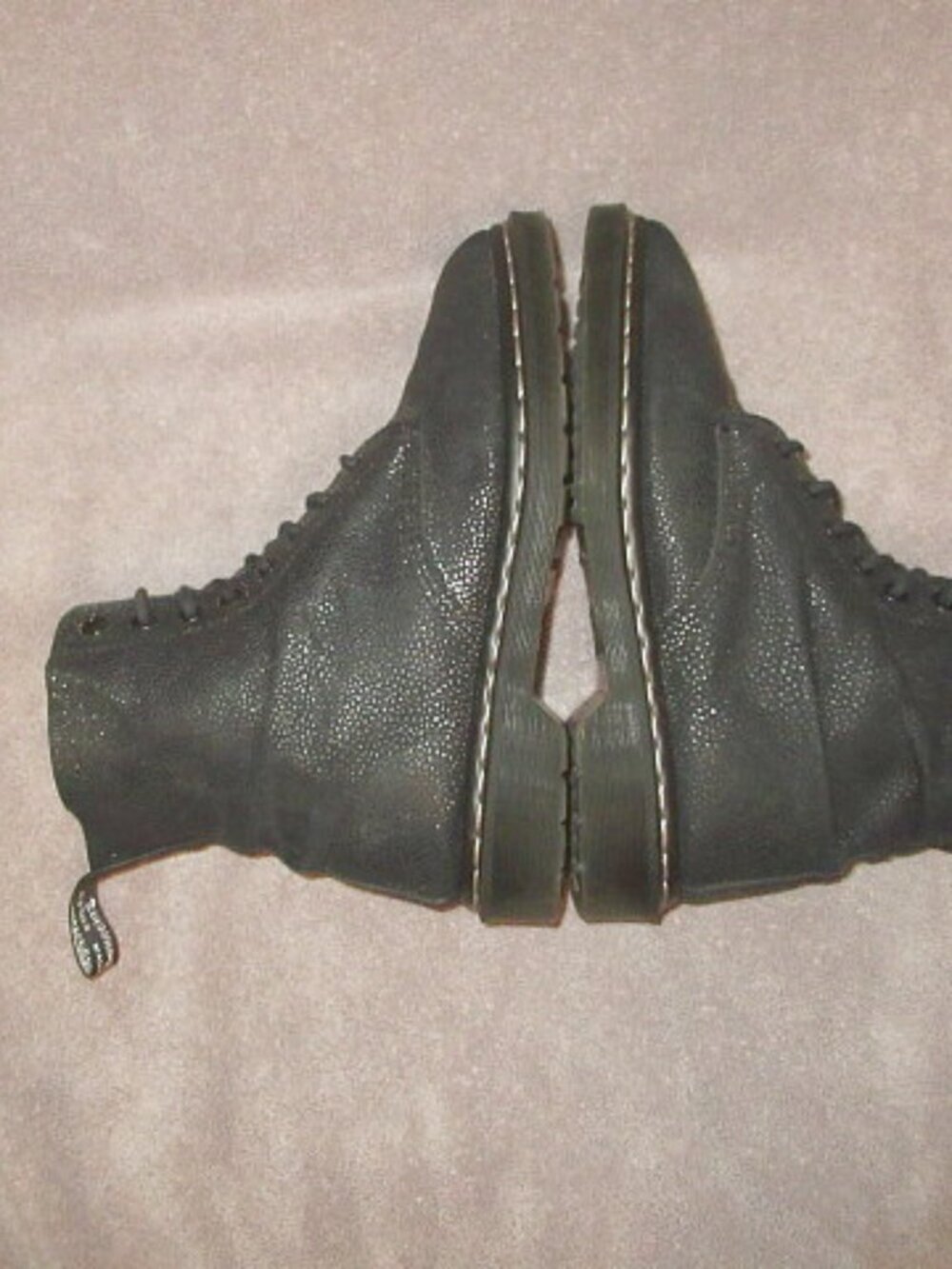 Dr. Martens Combat Boots Womens 9 Pascal Leather Speckles Lace Up Goth Grunge - Picture 8 of 11